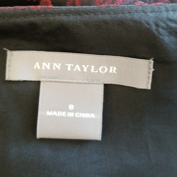 Ann Taylor Red & Black Flared Jaquard Skirt (8) - Picture 3 of 5